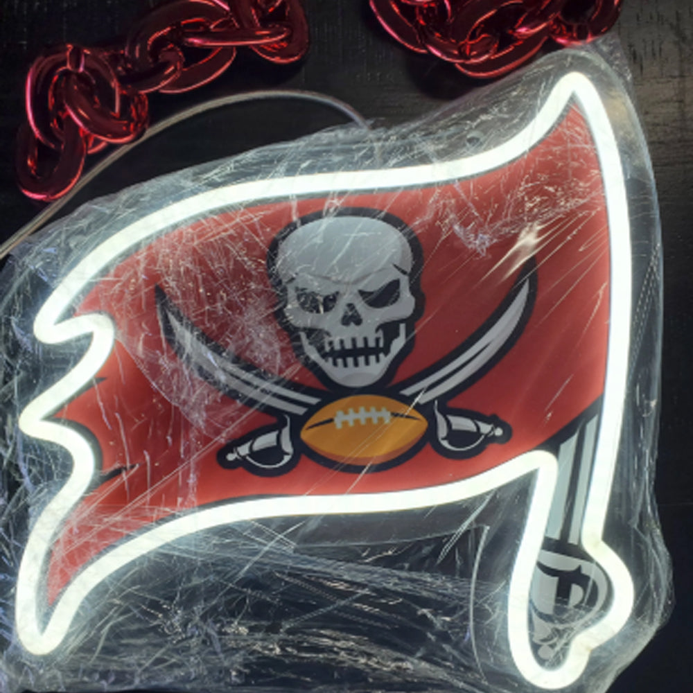 Illuminate Your Passion New Types American football Tampa Bay Buccaneers Neon Light Up Big Logo Chain Chains for fans