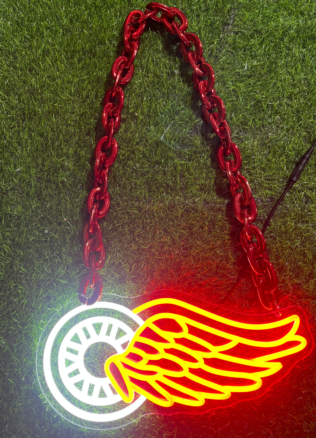 Some-benefits-you-may-want-to-know-about-our-NHL-range-of-neon-chains Chains for fans