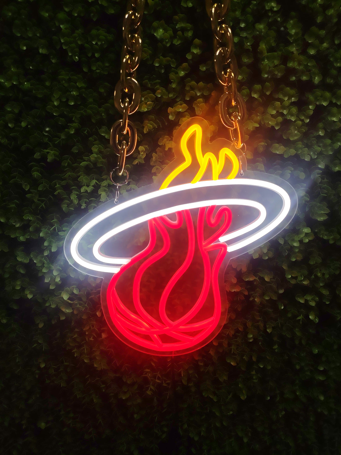 Neon-Necklaces-for-Passionate-Miami-Heat-Fans Chains for fans