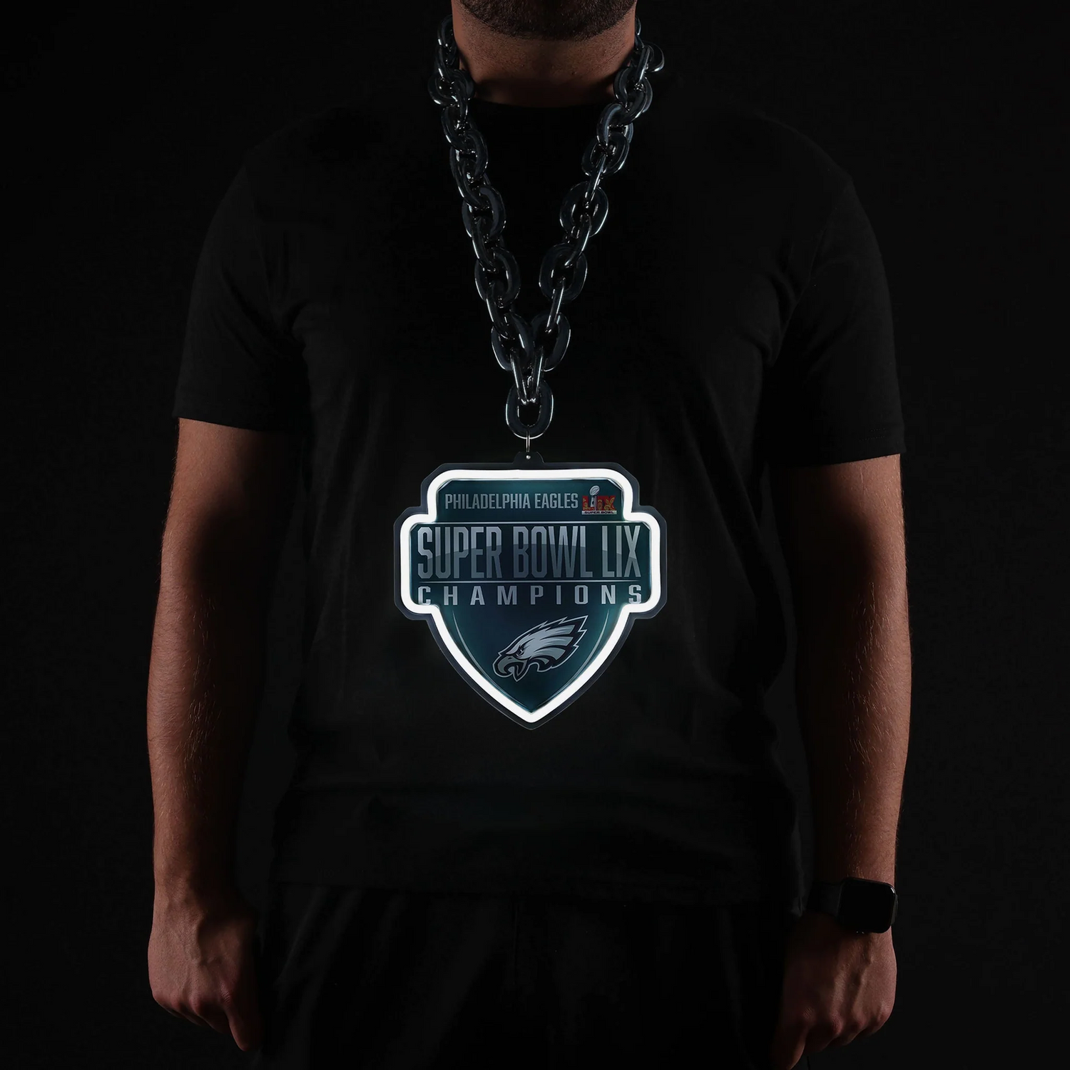 New-Types-logo-light-for-Super-fans Chains for fans