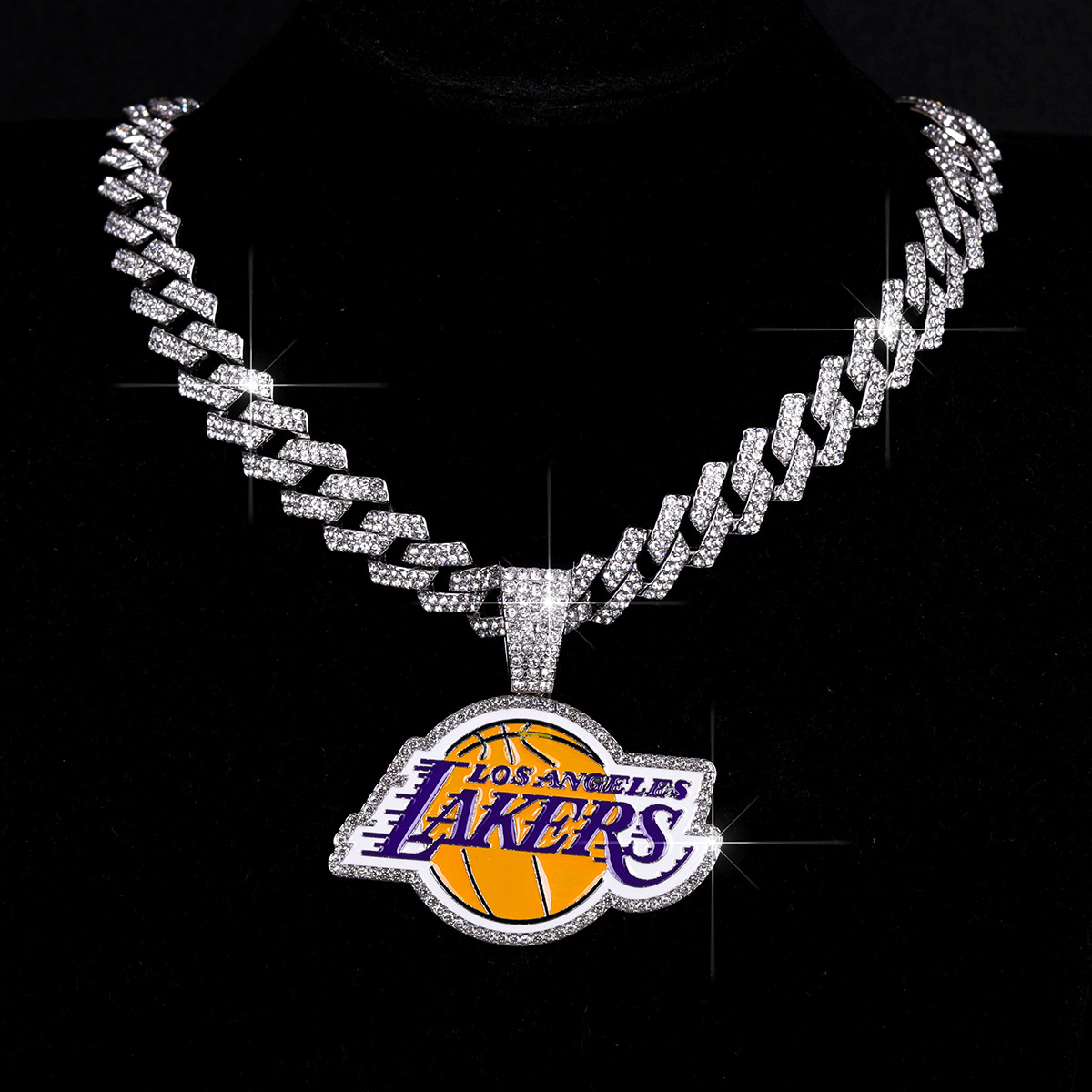American teams logo specific crystal Diamond effect chains Chains for fans